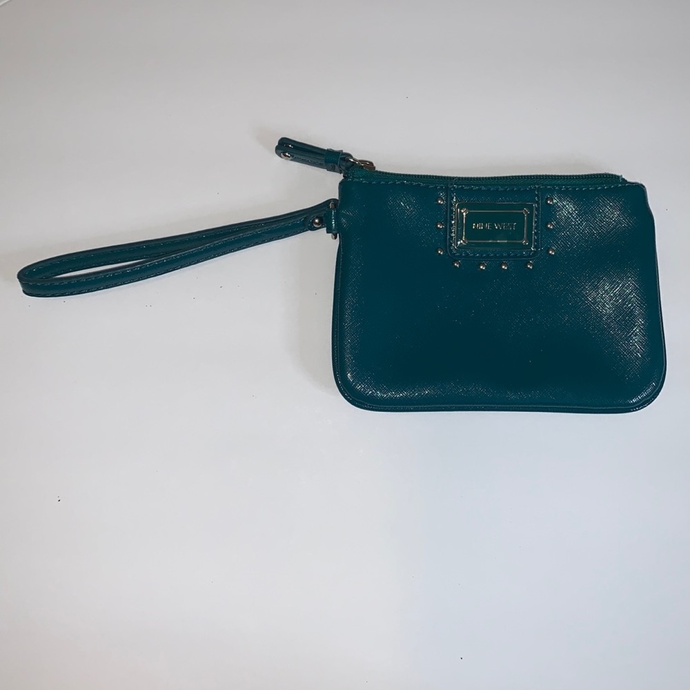 Nine West Teal mini wristlet
